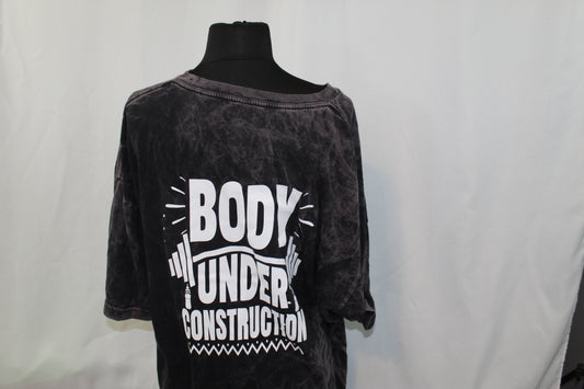 AI-Inspired Gym T-Shirt – Body Under Construction Back Print + “No Pain No Gain” Chest Embroidery | Vintage Wash Tee